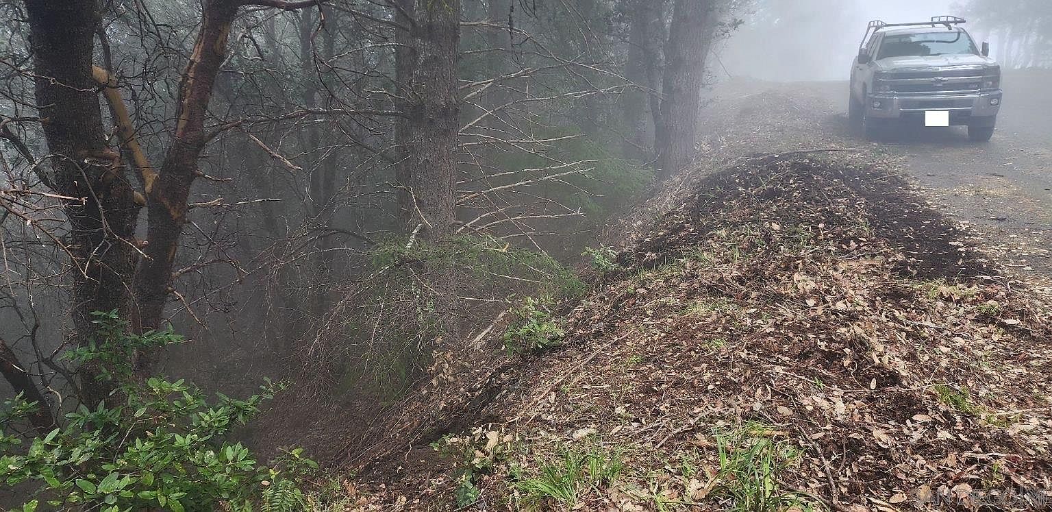 25 Seneca Ct #10 Whitethorn, CA 95589  | Land/Lot