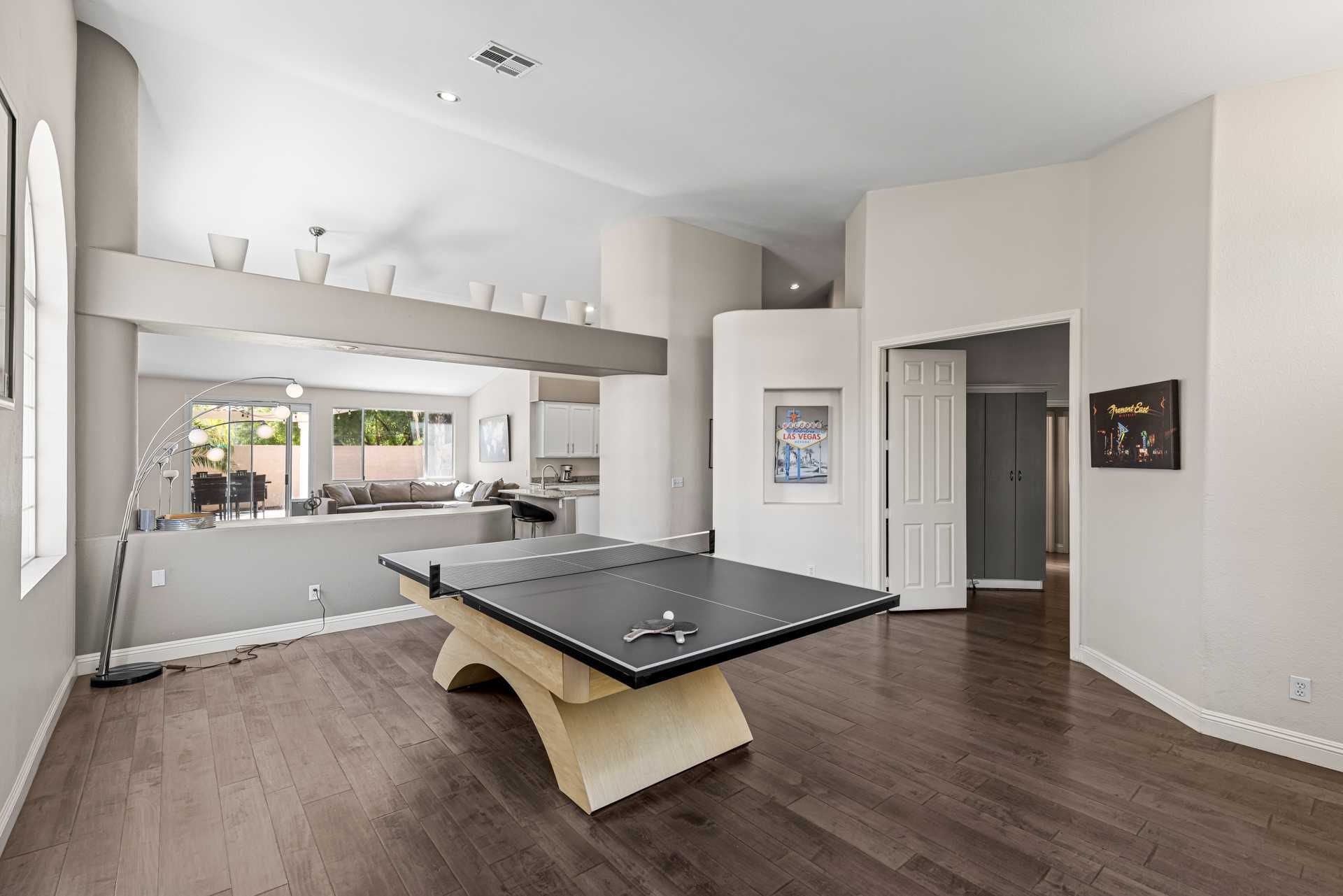 9477 Catalina Cove Circle, Las Vegas, NV, 89147 - Thumbnail 4