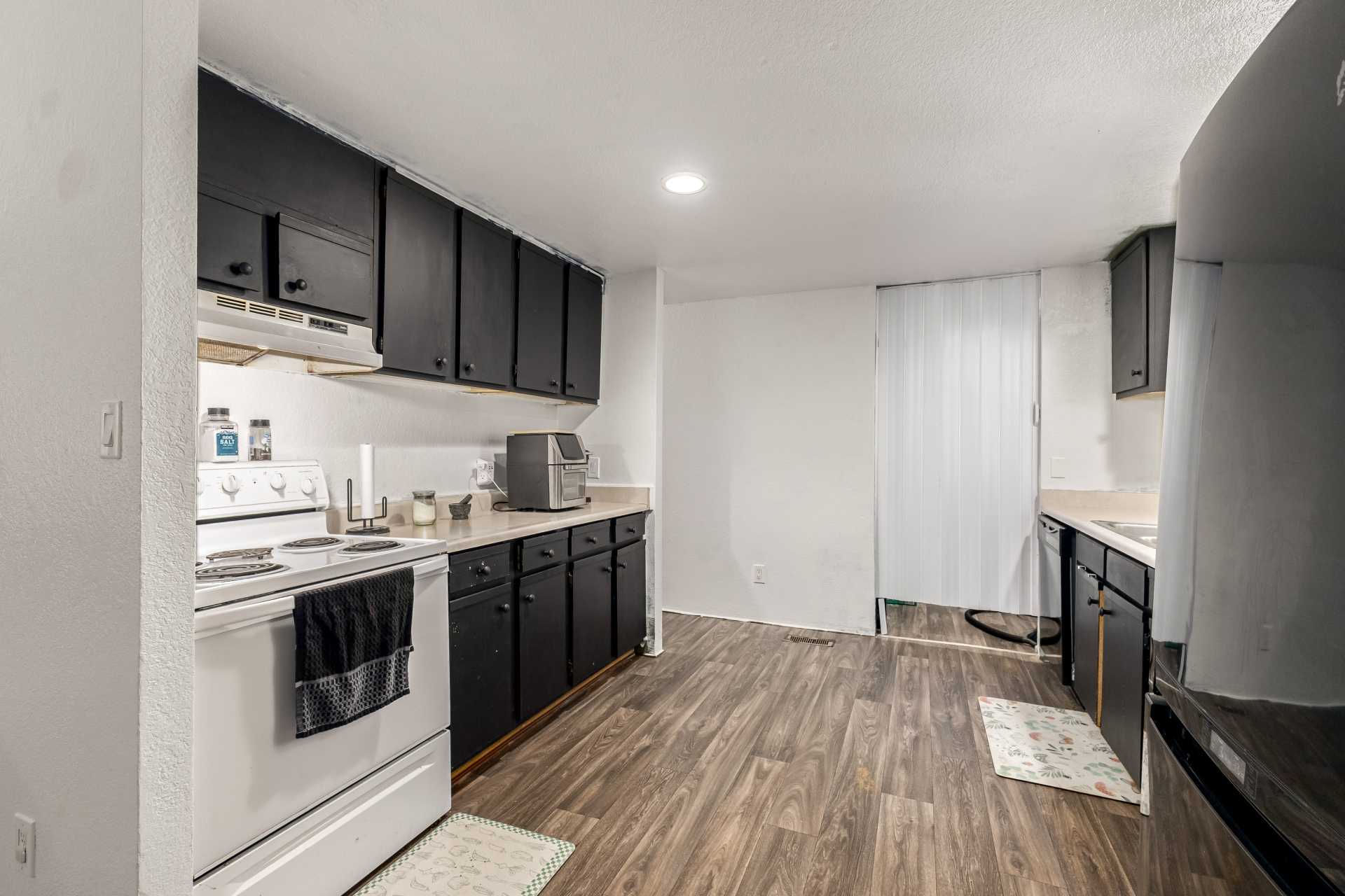 12721 W Greenway Rd #159, El Mirage, AZ 85335, USA - Thumbnail 4