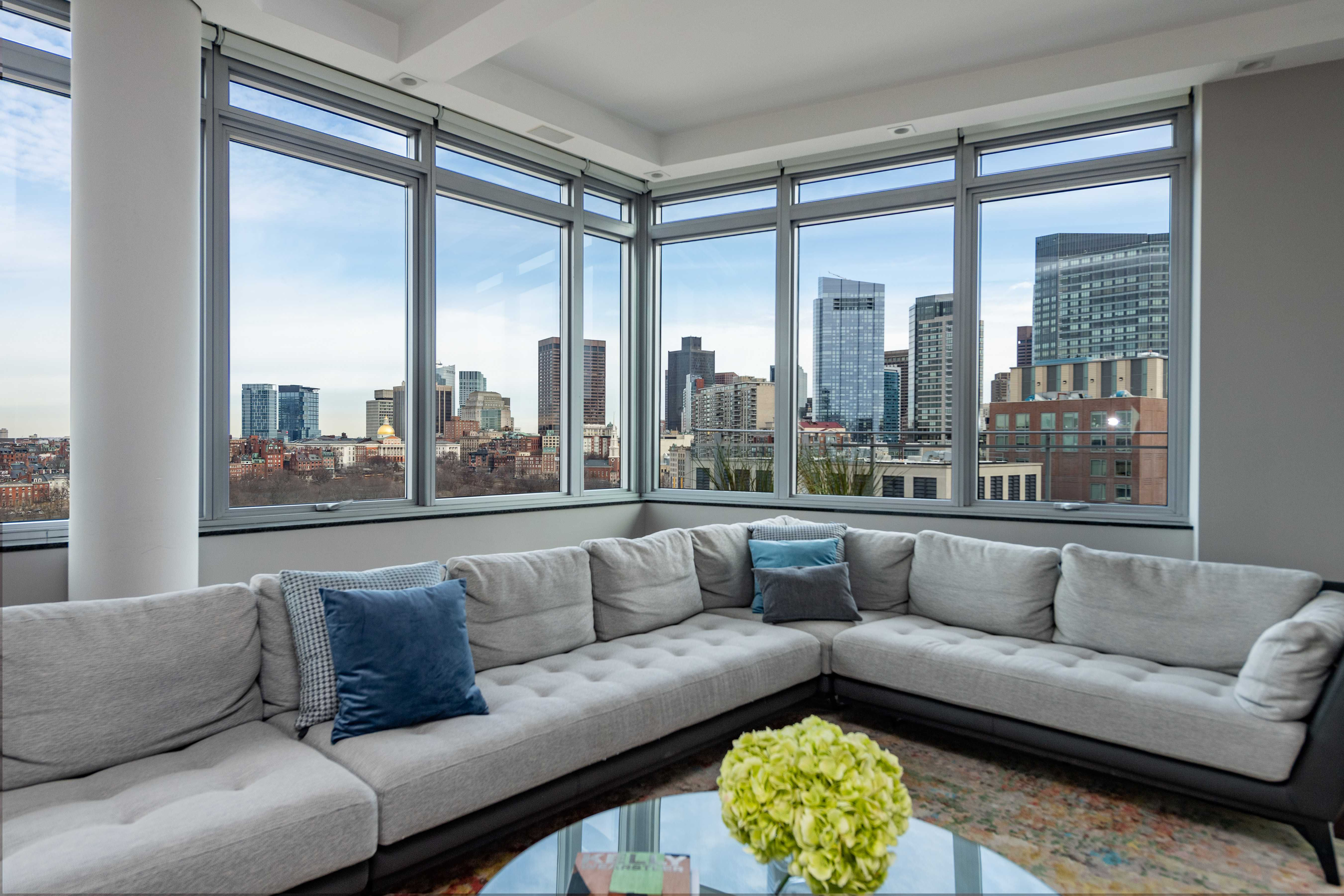 1 Charles Street South, Boston, MA, USA, 2116 - Thumbnail 2