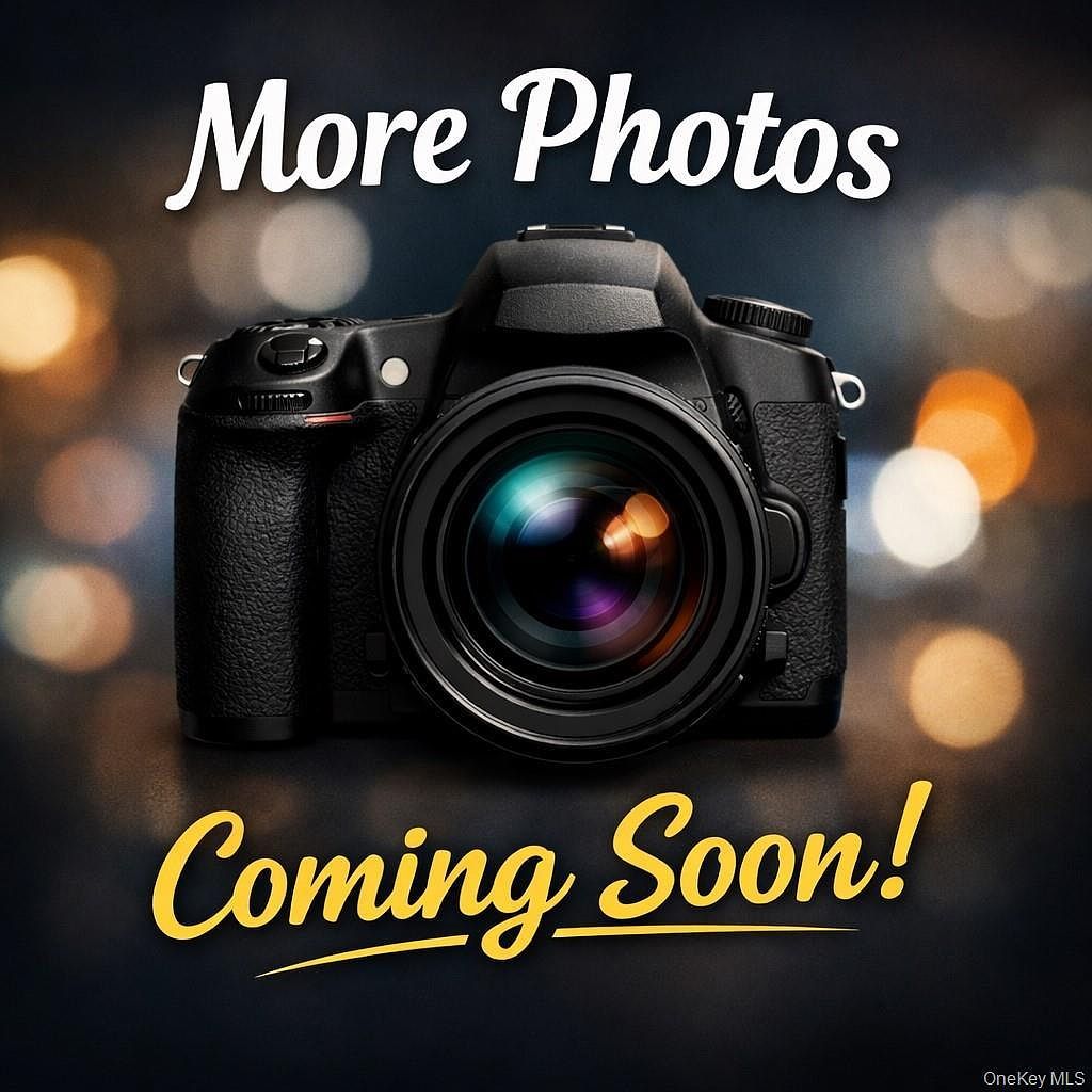 55 Trafalgar Dr Shirley, NY 11967  | Single Family