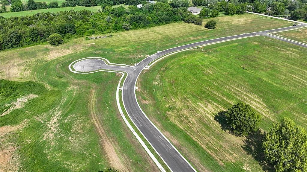 8 Trail View Cir Baldwin City, KS 66006  | Land/Lot