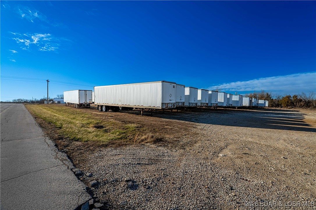 101 Industrial Park Dr Eldon, MO 65026  | Land/Lot