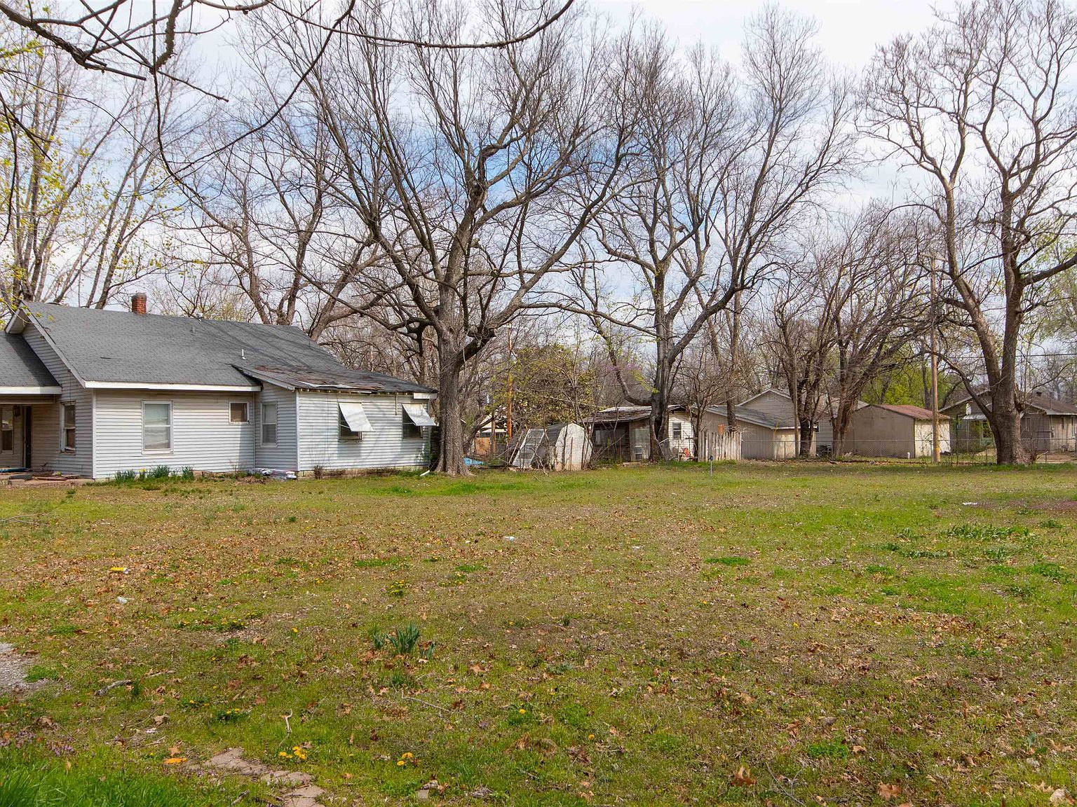 724 N B St Arkansas City, KS 67005 | Land/Lot