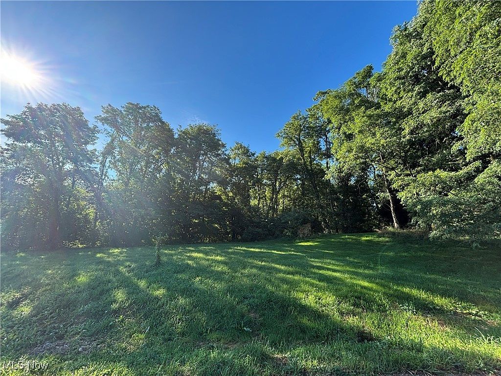 4872 Autumn Leaves Dr Akron, OH 44333  | Land/Lot