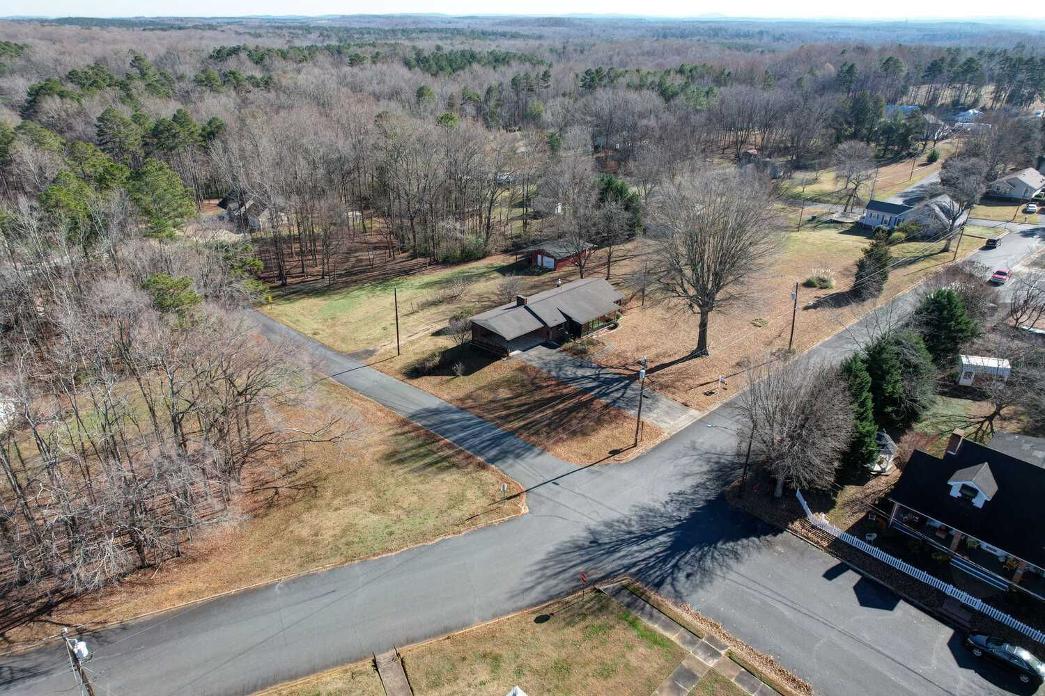 201 South Ferry Road, New London, NC, USA, 28127 - Thumbnail 4