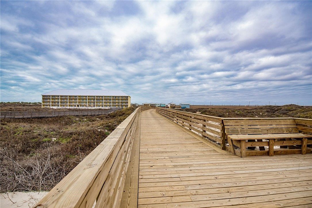 5497 State Highway 361 #36 Port Aransas, TX 78373  | Condominium