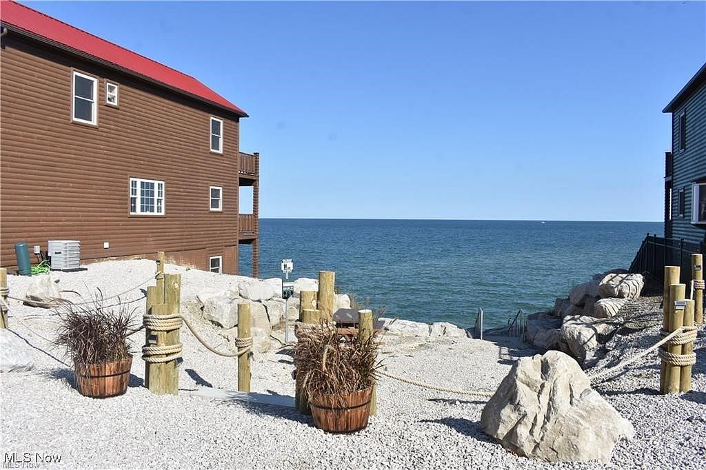 5919 Lake Rd W #31 Ashtabula, OH 44004 | Condominium