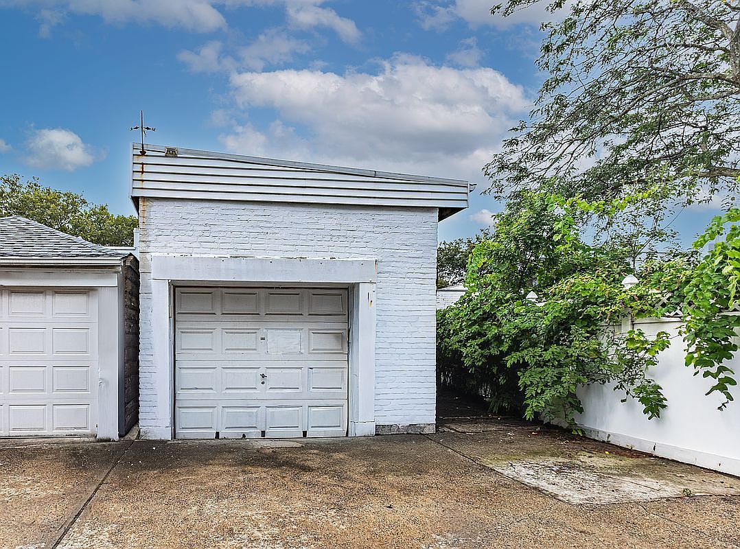 6068 60th Rd Flushing, NY 11378 | Multi Family