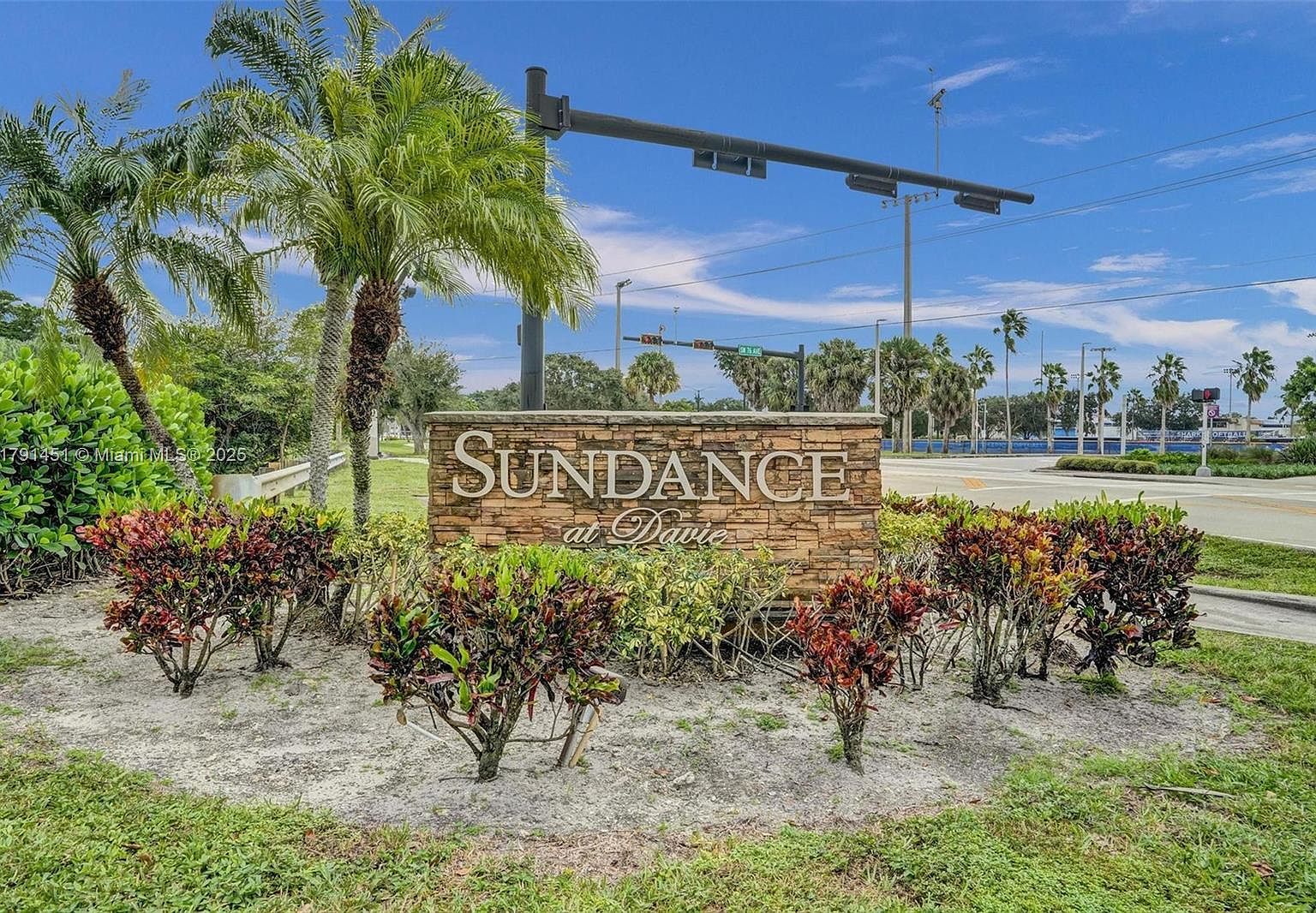 2986 S University Dr APT 8201 Fort Lauderdale, FL 33328 | Condominium