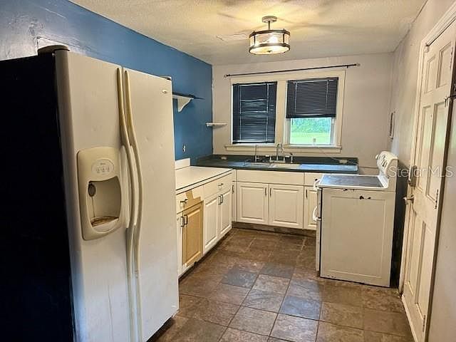 888 23rd St NW Winter Haven, FL 33881  | Single Family