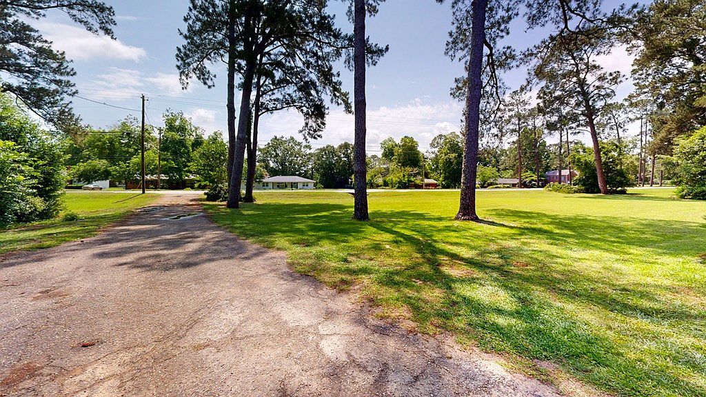 514 S Main St Headland, AL 36345 | Single Family