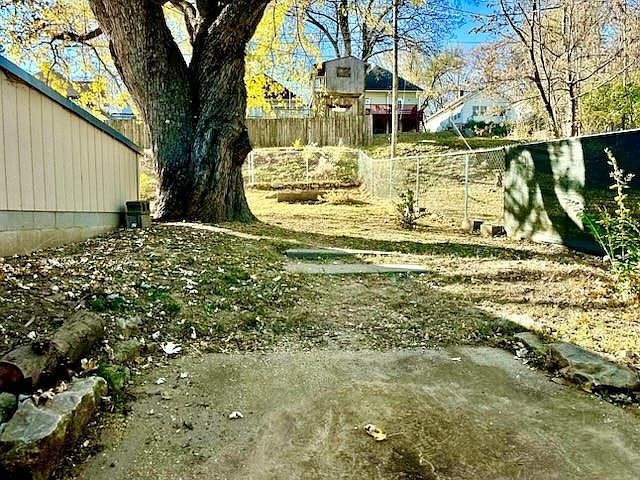 2222 N 3rd St Saint Joseph, MO 64505  | Single Family