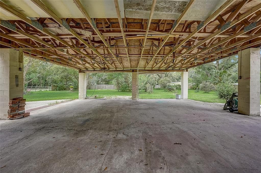 10610 County Road 579 Thonotosassa, FL 33592  | Single Family