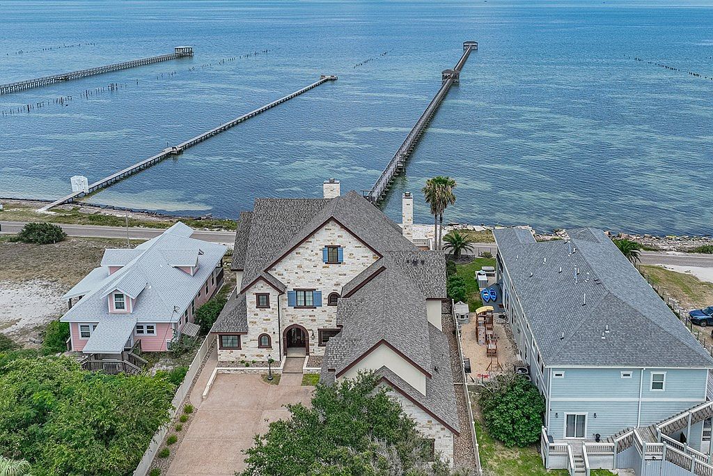 1229 S Water St Rockport, TX 78382  | Single Family