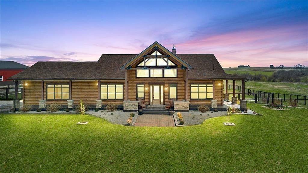 8806 NW State Route Cc Hwy Hamilton, MO 64644  | Single Family