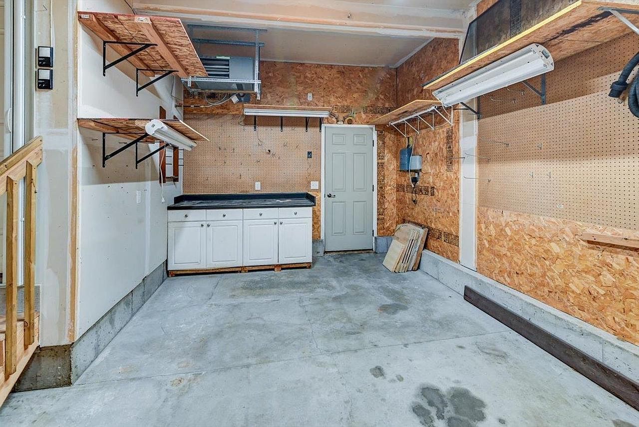 3930 Mammoth Trl Madison, WI 53719  | Single Family