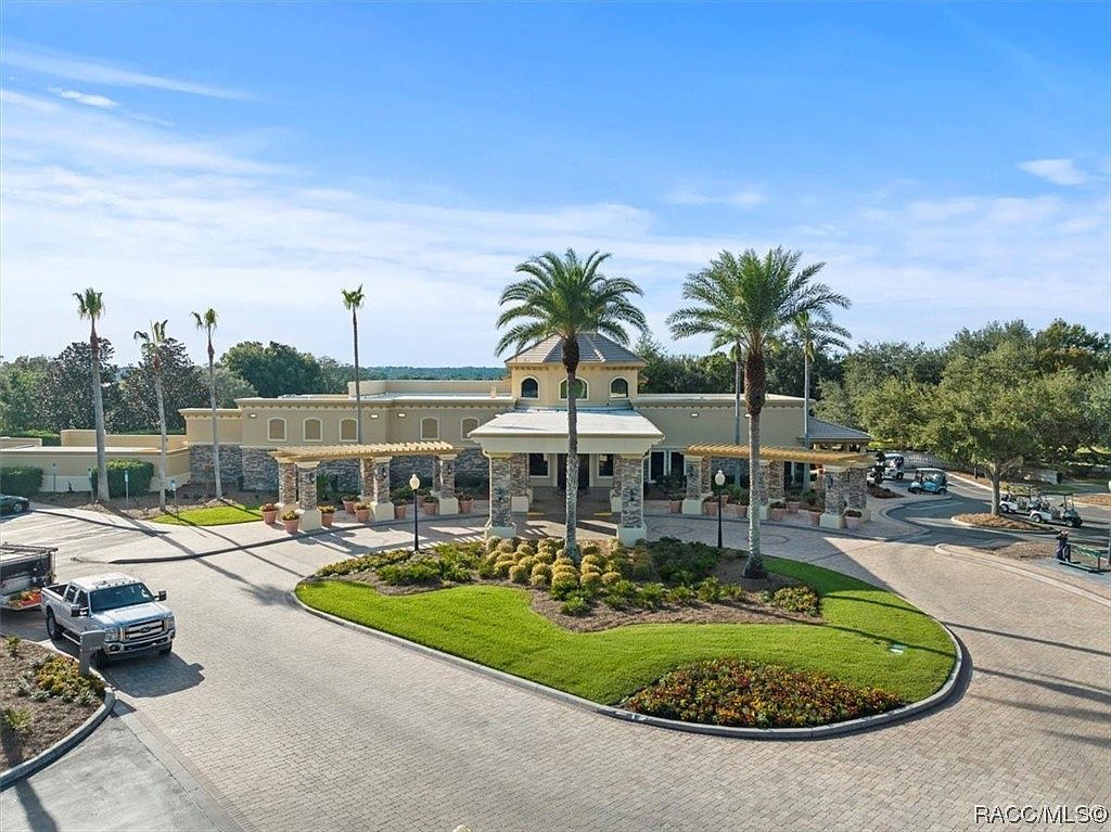 1071 W Pointer Loop Hernando, FL 34442  | Single Family