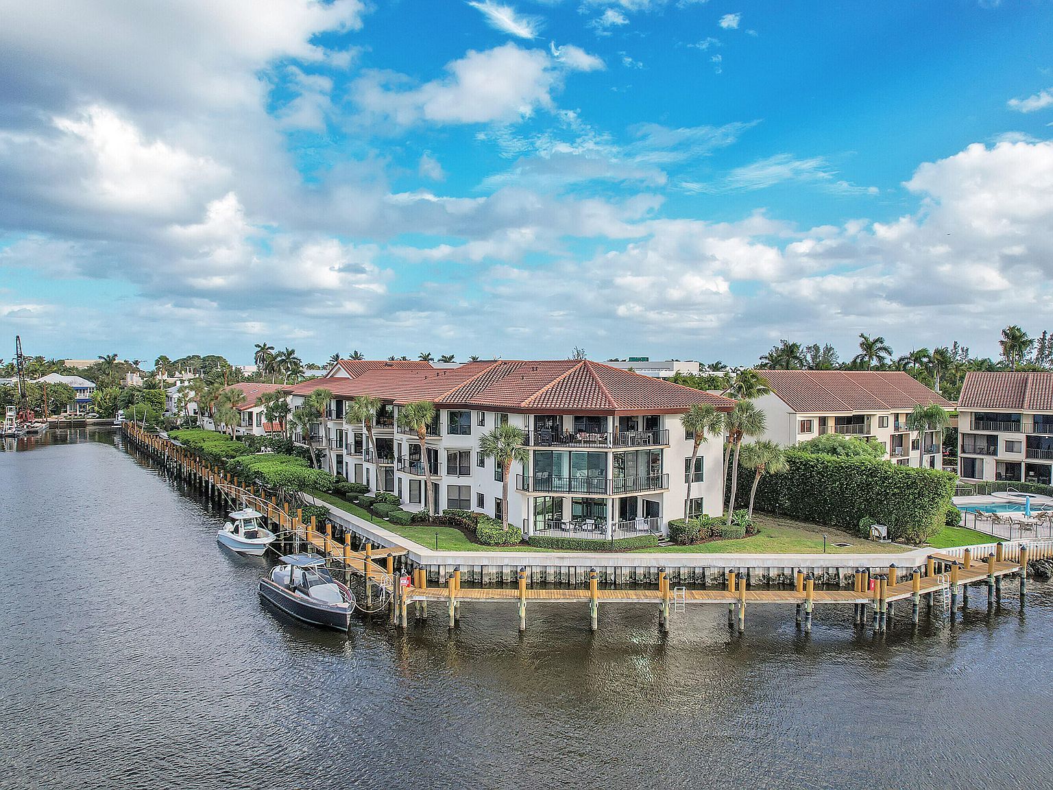 800 Andrews Ave APT 9 Delray Beach, FL 33483  | Condominium