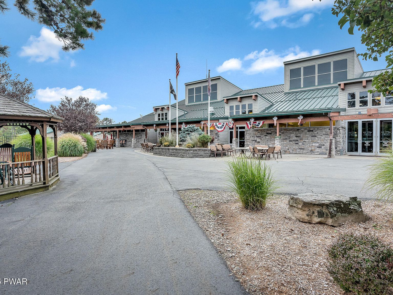 213 Upper Independence Dr Lackawaxen, PA 18435  | Single Family