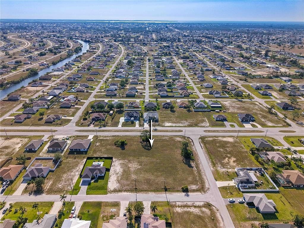 1803 Chiquita Blvd N LOT 13 Cape Coral, FL 33993  | Land/Lot