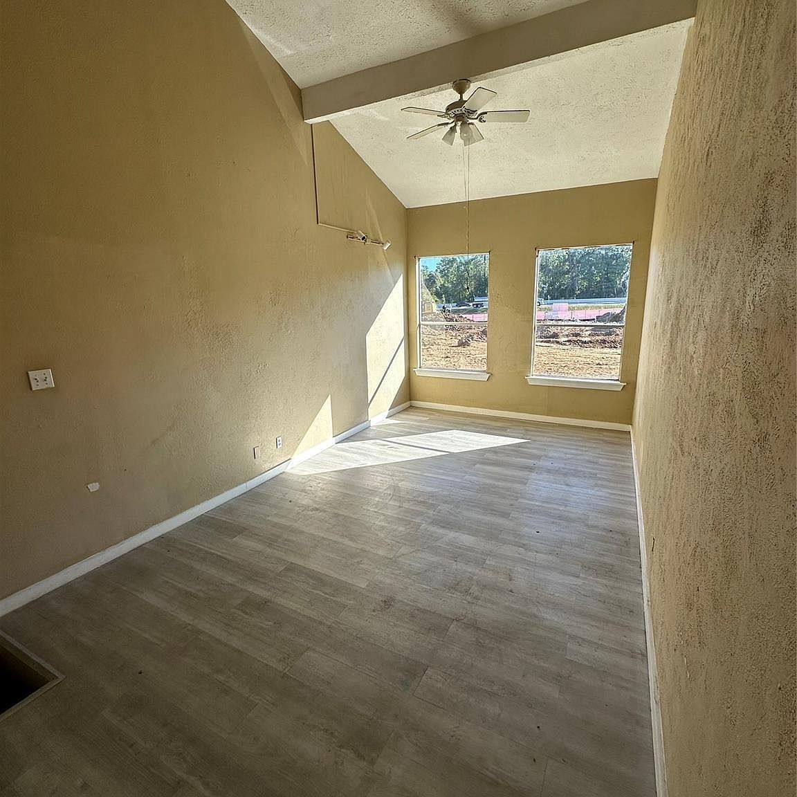 13 Lakeway St Conroe, TX 77304  | New build