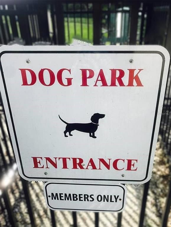 208 Eagleston Ln Sarasota, FL 34240  | Single Family