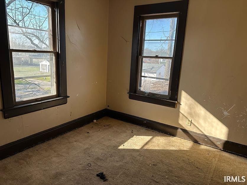 661 Lawndale Ave South Bend, IN 46628  | Single Family