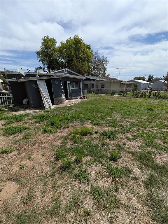 14 S Glenwood Ave Avon Park, FL 33825  | Single Family