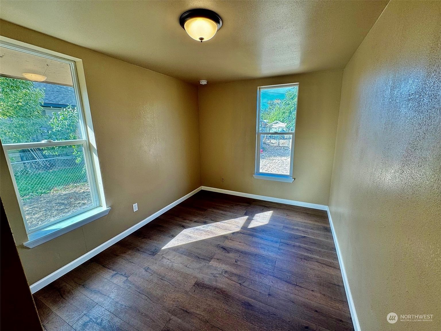 817 Perkins St Milton Freewater, OR 97862 | Single Family