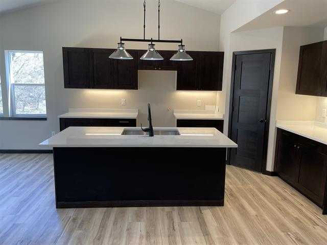 640 Lakeview Drive, Merrimac, WI, 53561  | Single Family