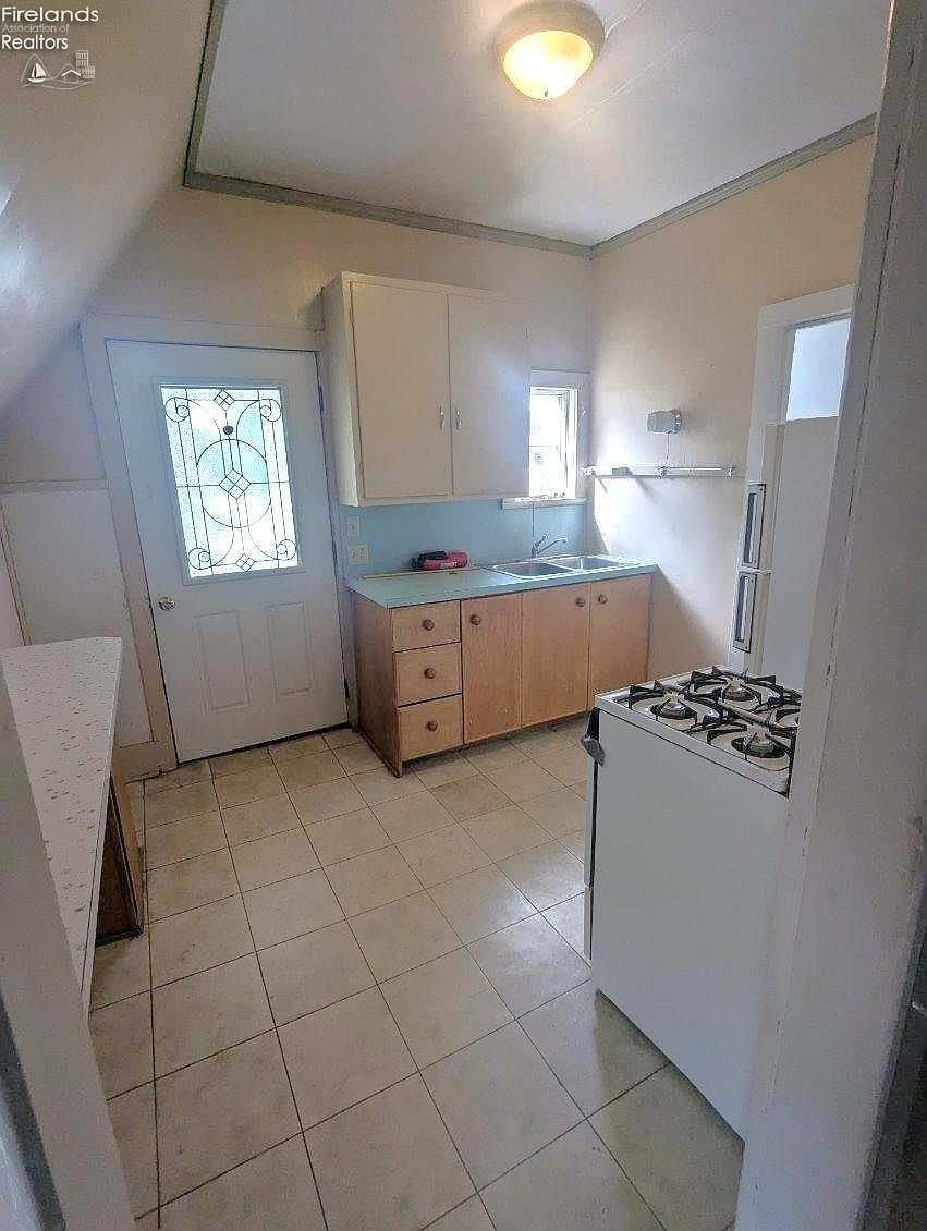 40 Norwood Ave Norwalk, OH 44857  | Multi Family