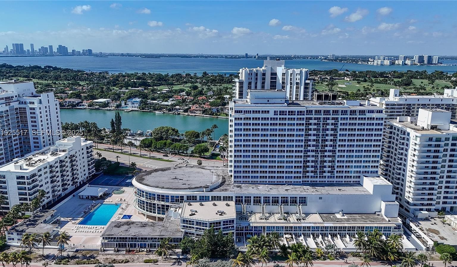5445 Collins Ave APT 610 Miami Beach, FL 33140 | Condominium
