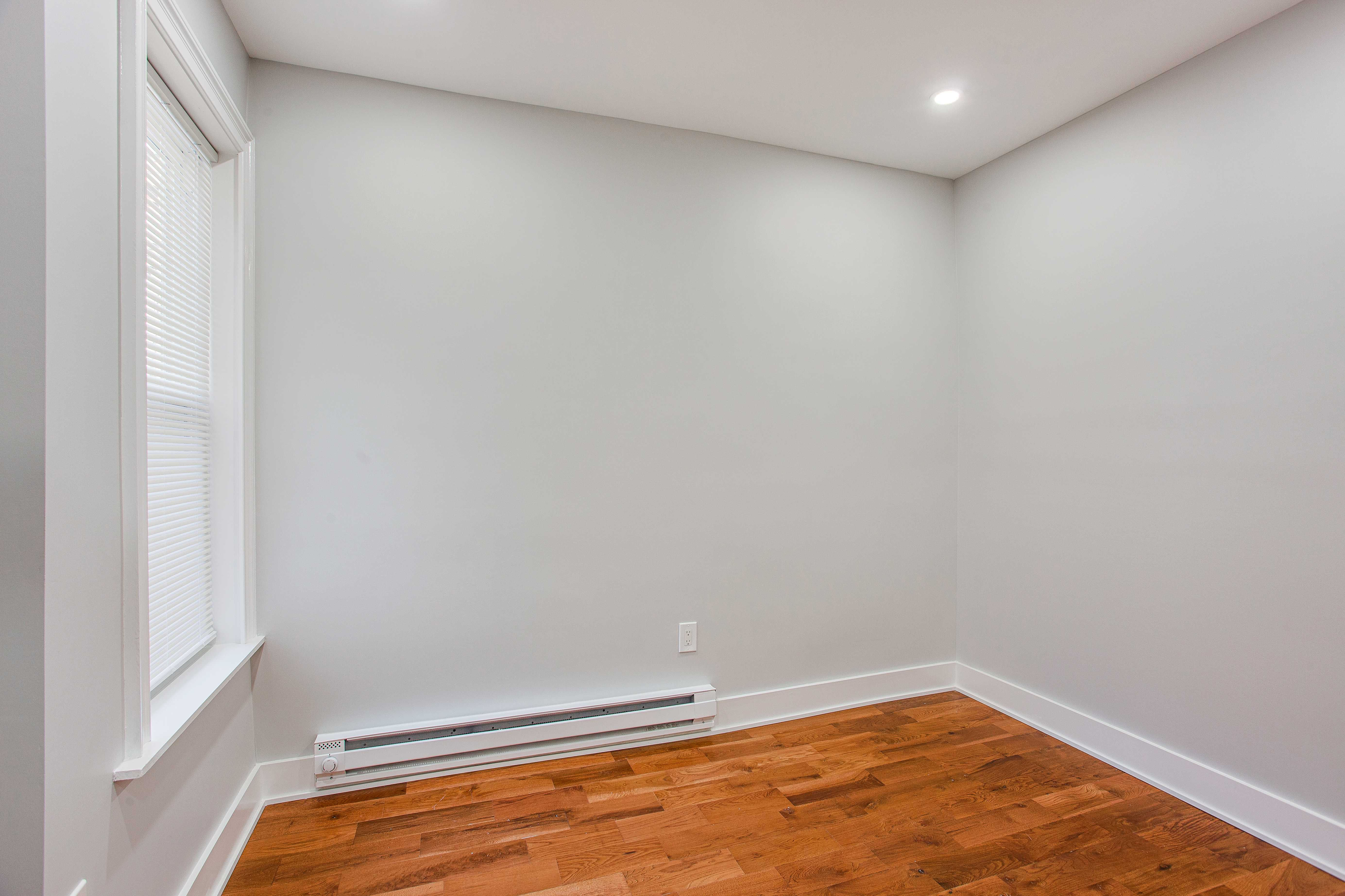 906 West Sterner Street, Philadelphia, PA, USA, 19133  | Single Family