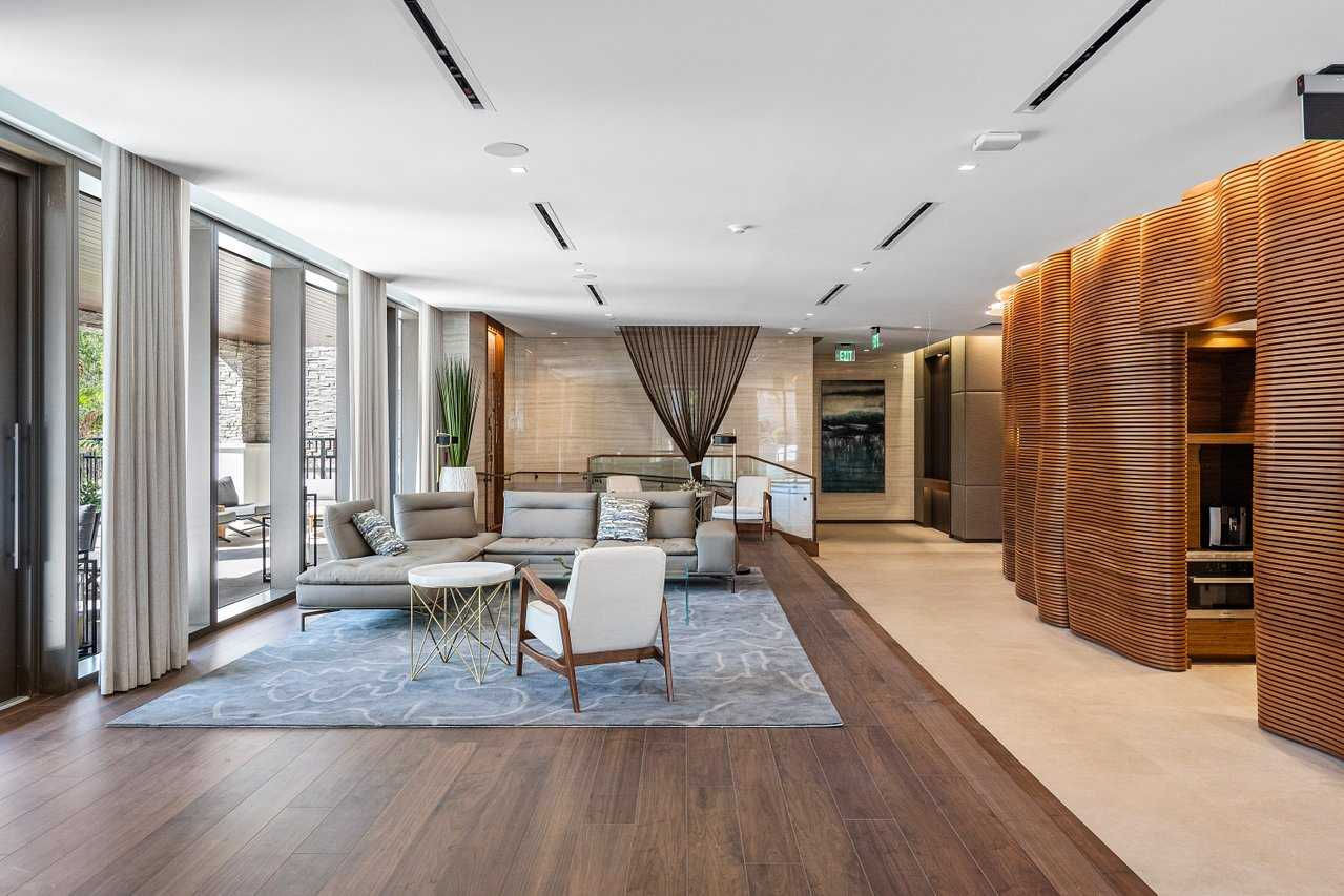 200 Southeast Mizner Boulevard #211, Boca Raton, FL, USA, 33432  | Condominium