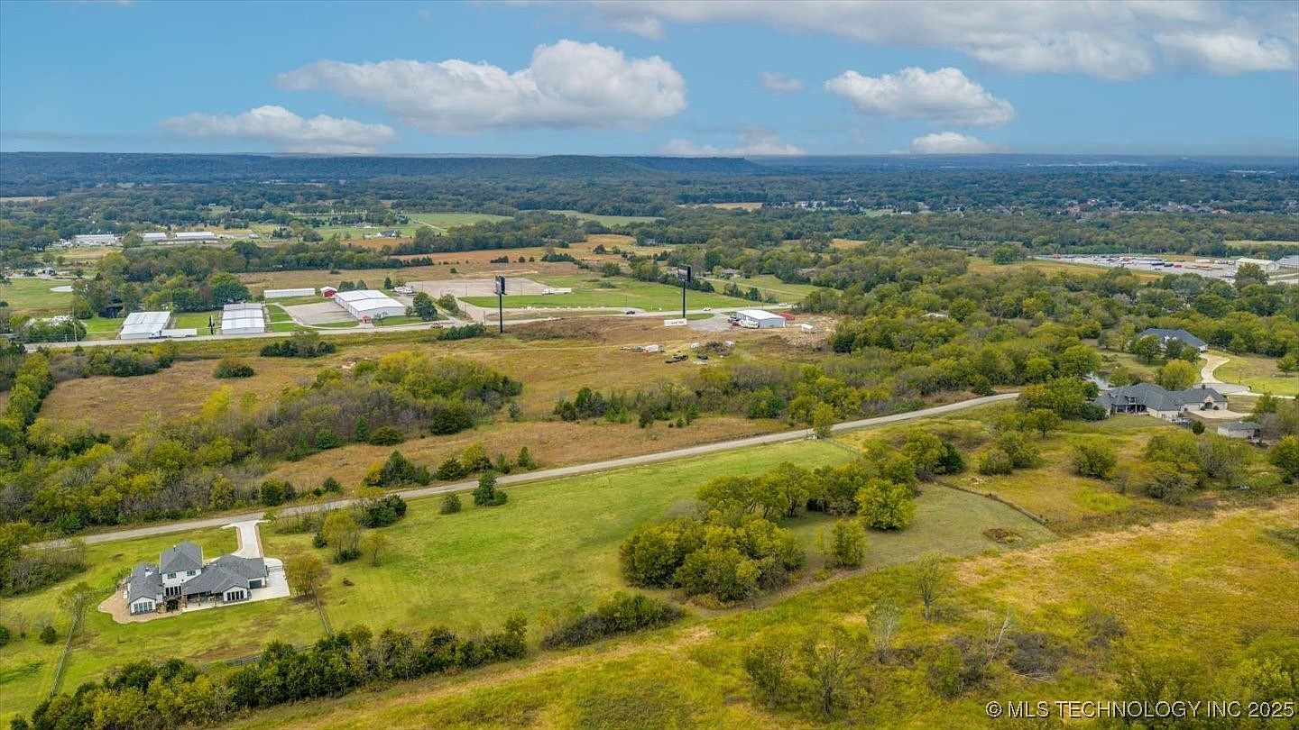 3 W 2300th Rd Bartlesville, OK 74006  | Land/Lot