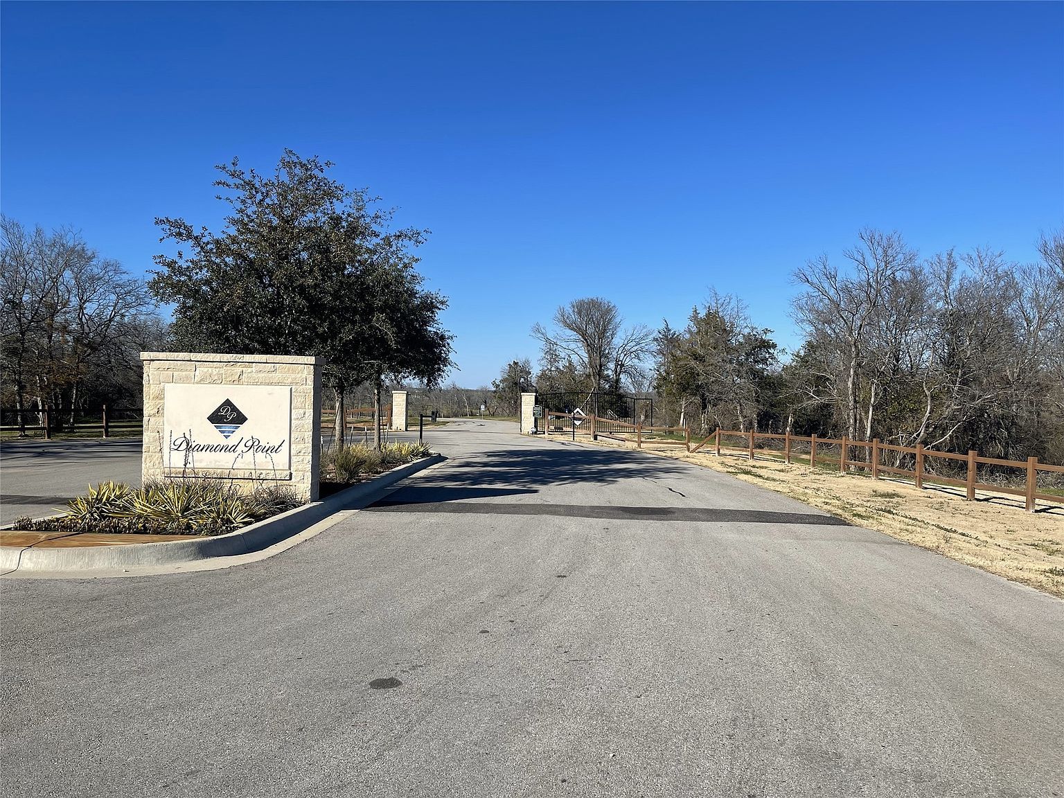 LOT 11 Diamond Point Dr Corsicana, TX 75109 | Land/Lot