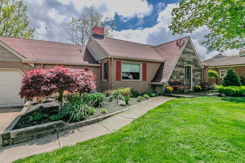 2239 Pine Ridge Drive, Wickliffe, OH, USA, 44092 - Thumbnail 3