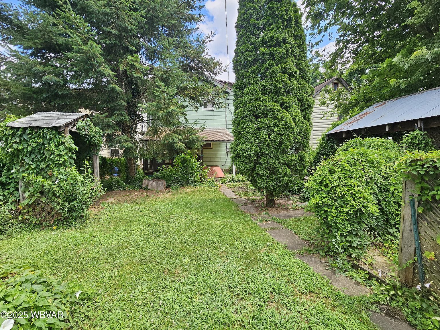 613 Green St #1/2 Williamsport, PA 17701 | Multi Family