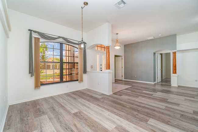 2725 SW 28th Pl, Cape Coral, FL, USA, 33914 - Thumbnail 3