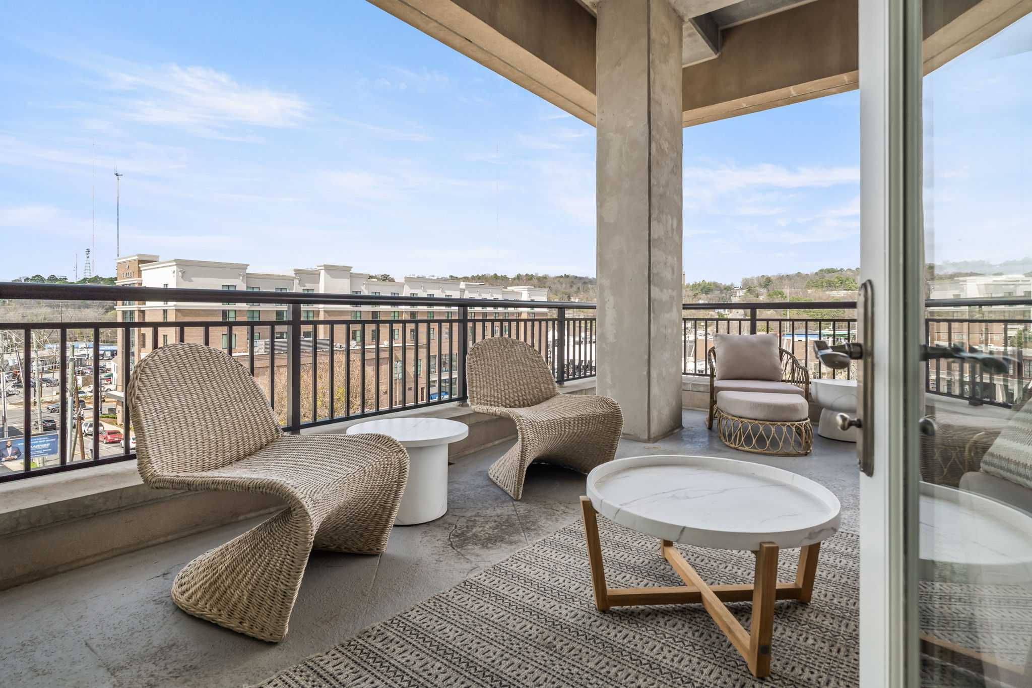 1831 28th Avenue South, Homewood, AL, USA, 35209  | Condominium