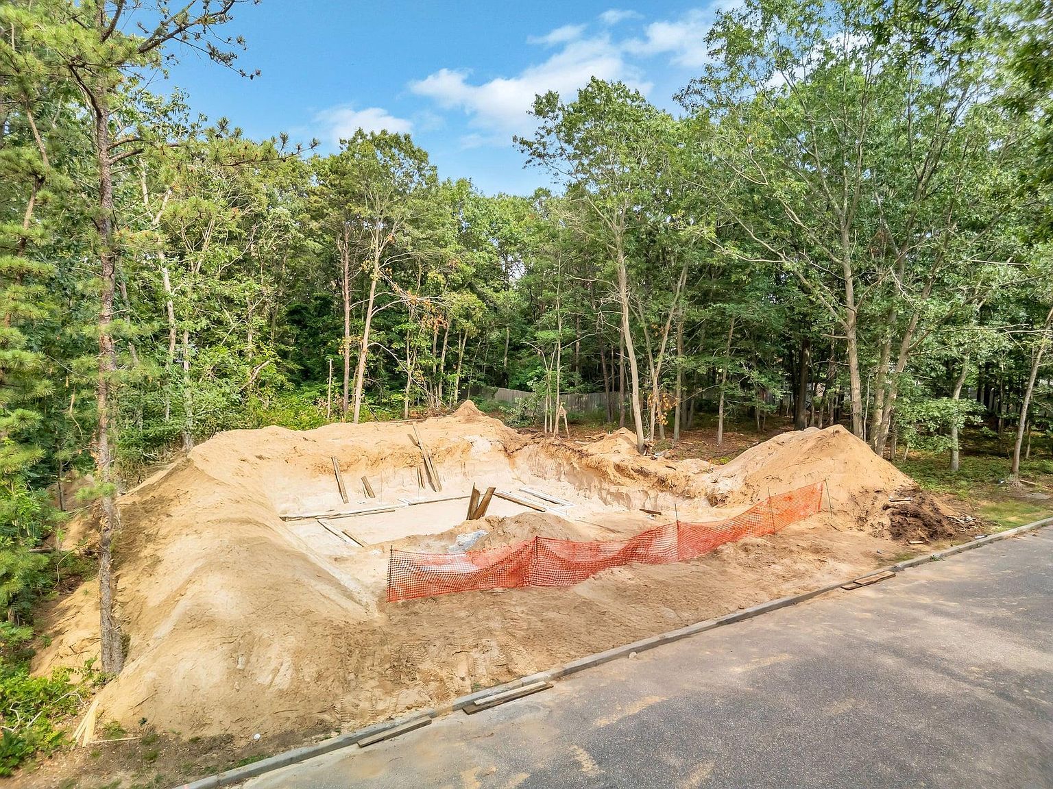 377 Tyler Ave Miller Place, NY 11764 | Single Family