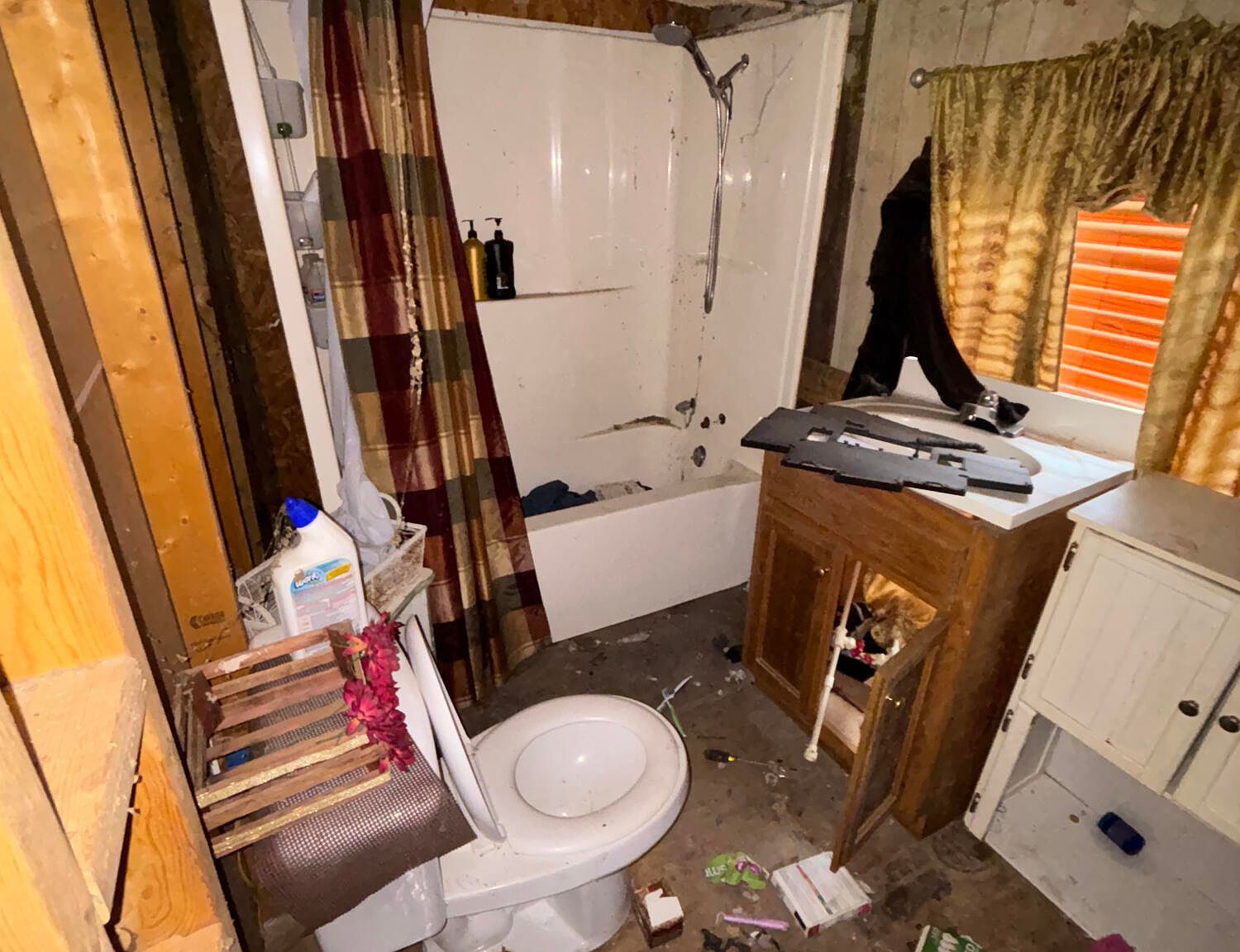 1204 Highway 3482 Pineville, KY 40813  | Single Family