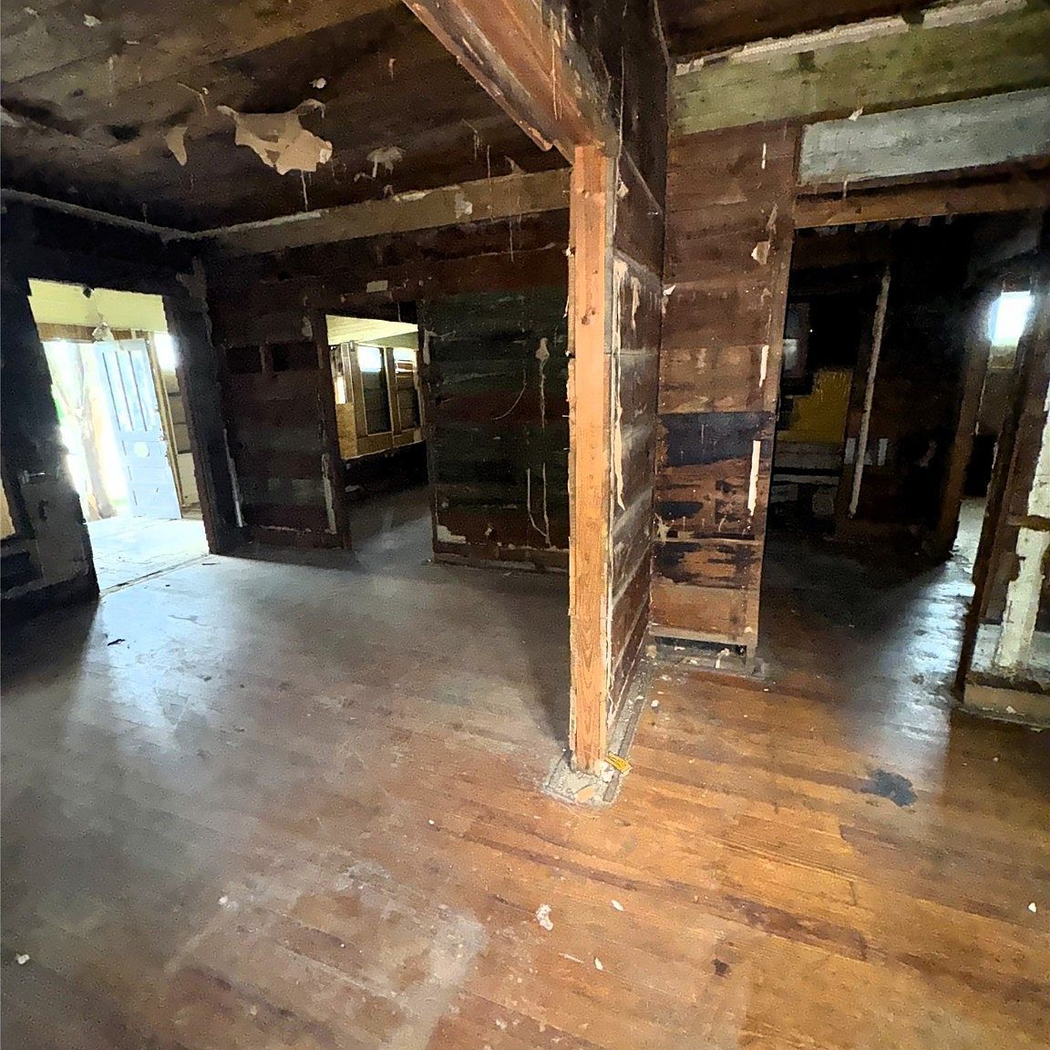 1136 E Leuda St Fort Worth, TX 76104 | Single Family