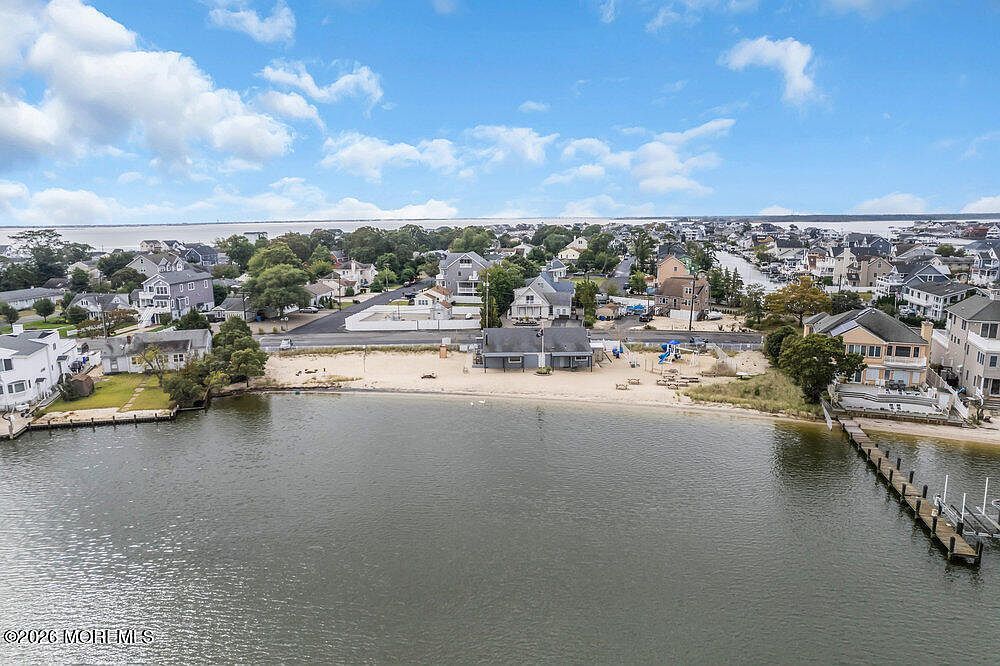 657 Bayview Dr Toms River, NJ 08753  | Single Family