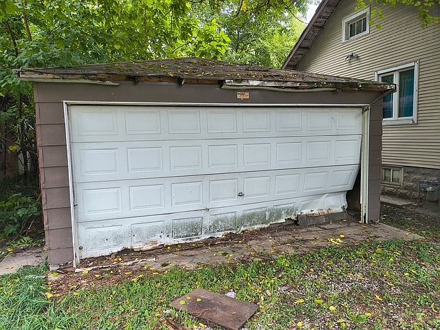 15727 Turlington Ave Harvey, IL 60426  | Single Family