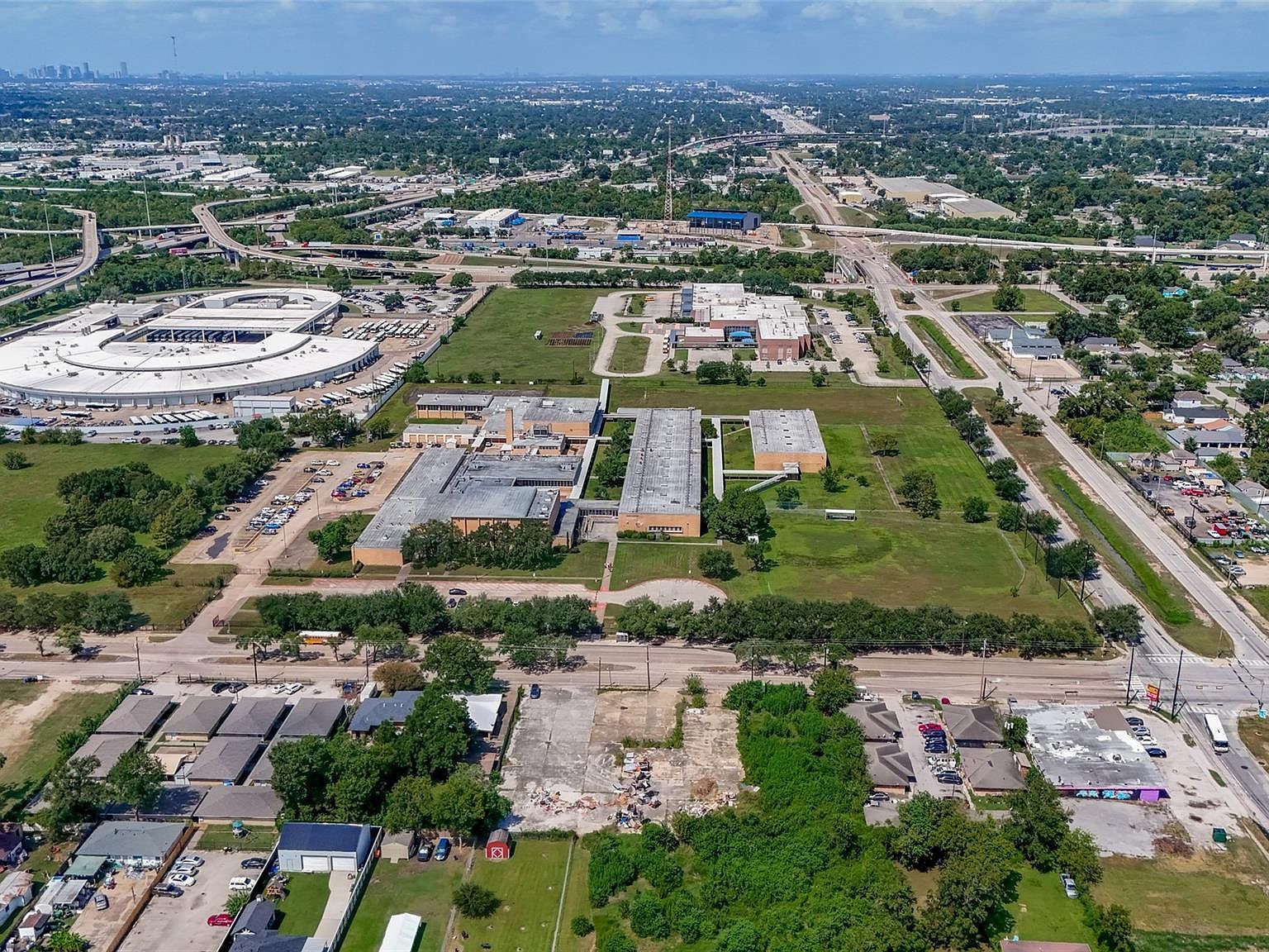 5806 Hirsch Rd Houston, TX 77026  | Land/Lot