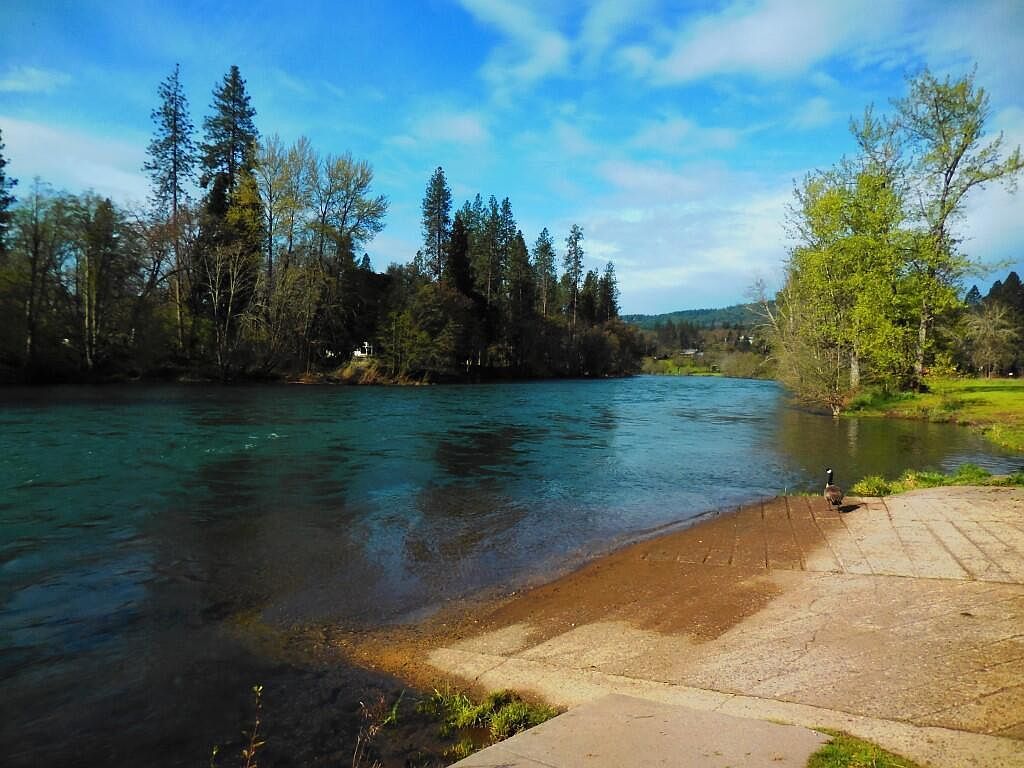 176 Cindy Way Shady Cove, OR 97539  | Land/Lot