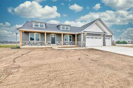 804 Somerfield Dr, Lakeville, IN, USA, 46536 | Single Family