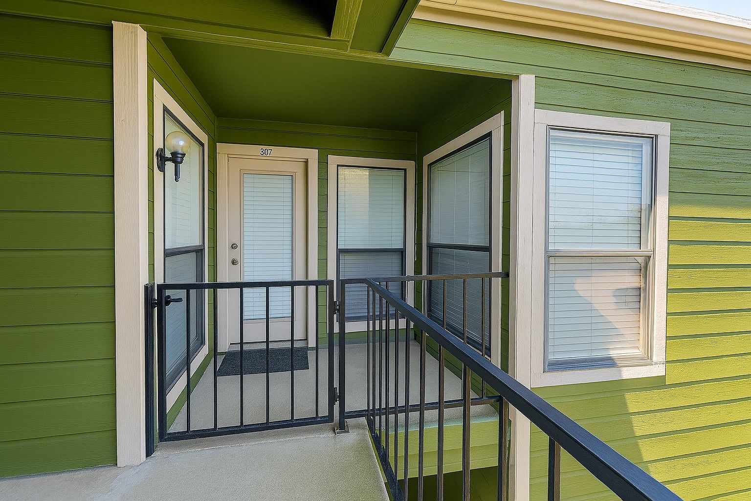 9823 Walnut St #307 Dallas, TX 75243 | Condominium